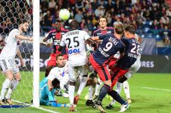 开云下载-马赛主场不敌里昂，遭遇失利的简单介绍