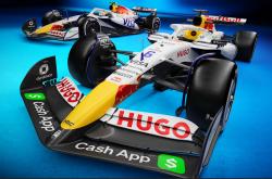 开云体育下载-索伯车队逆转哈斯车队，塞恩斯点燃赛场