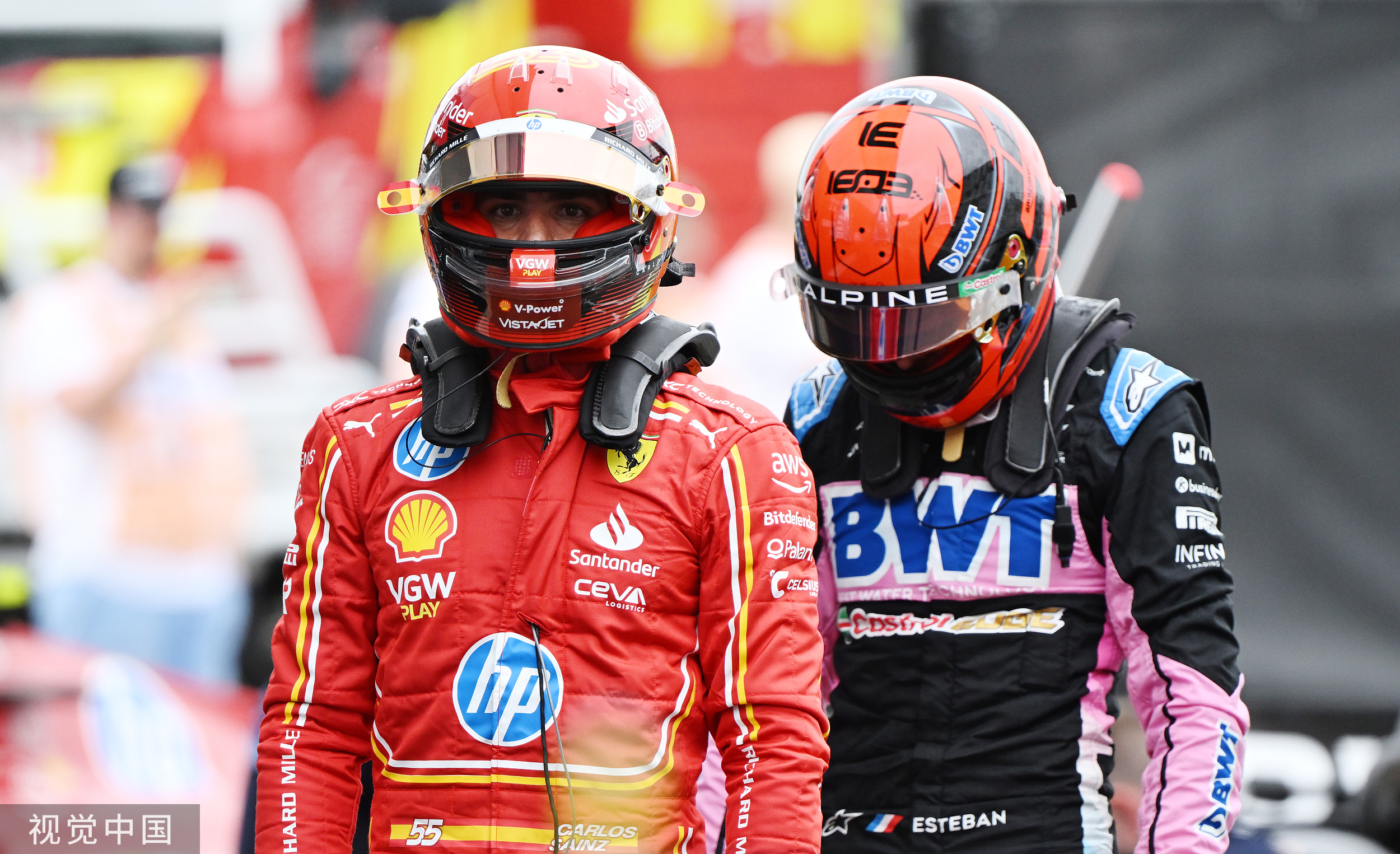 索伯车队逆转哈斯车队，塞恩斯点燃赛场